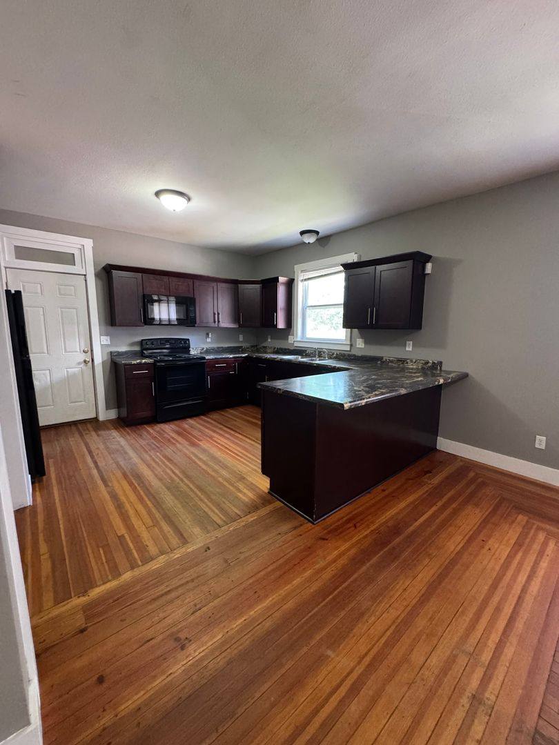 House for rent at 405 S Ellis, Cape Girardeau, MO 63701