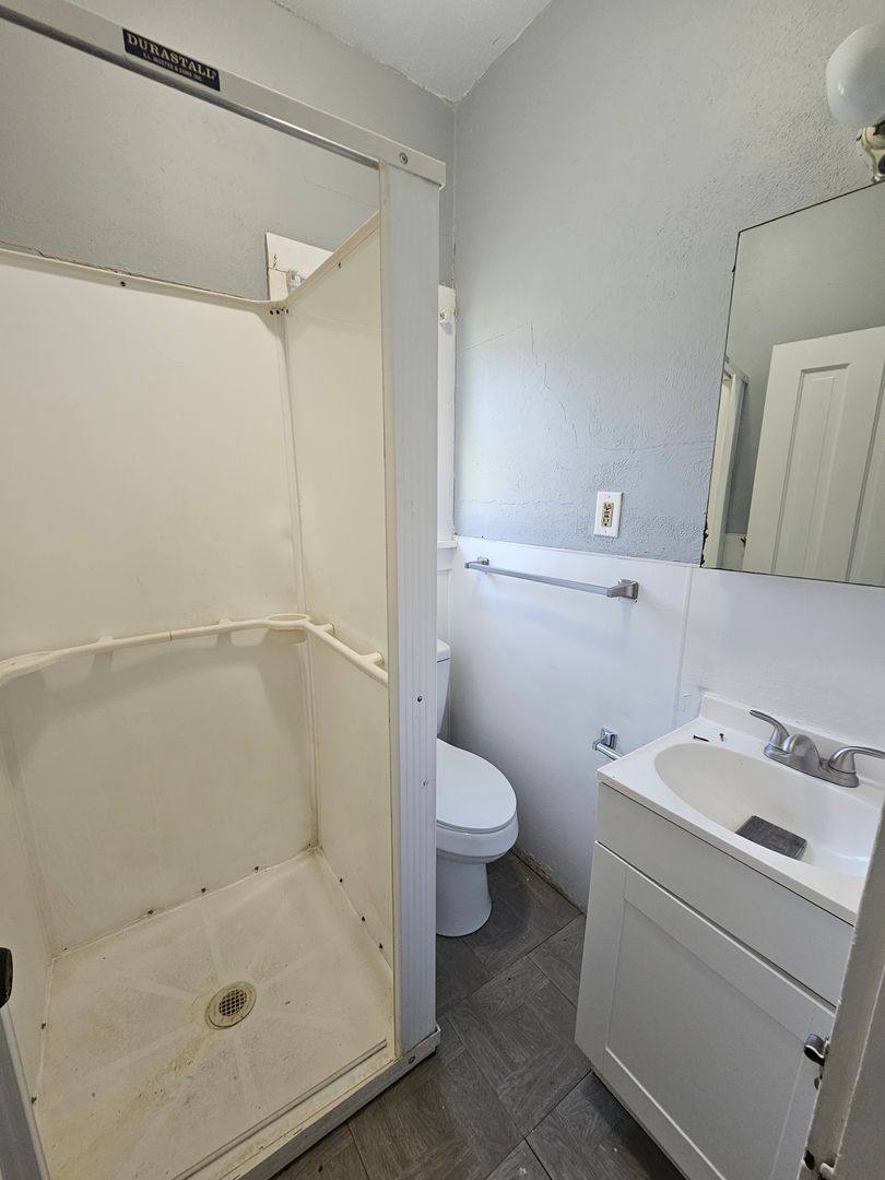 Apartment for rent at 1819 17th St, Rock Island, IL 61201