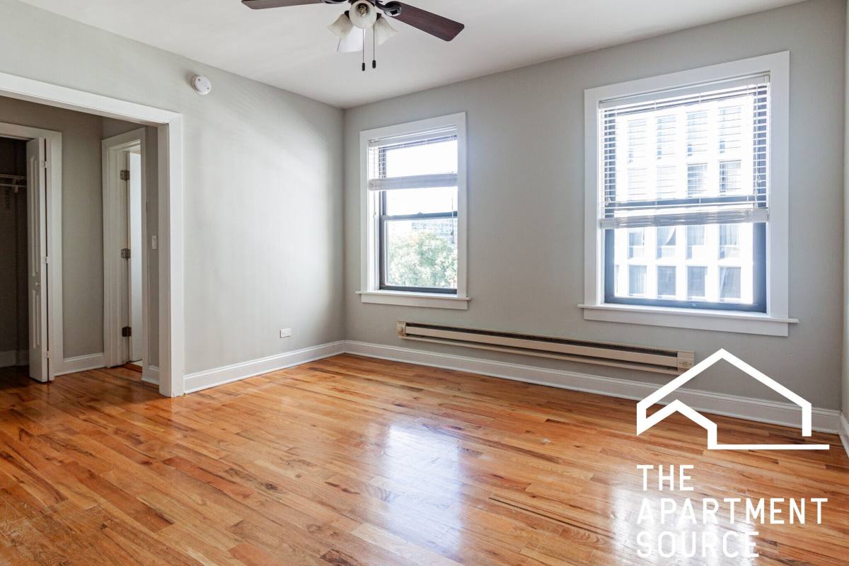 Apartment for rent at 612 W Patterson Ave, Chicago, IL 60657