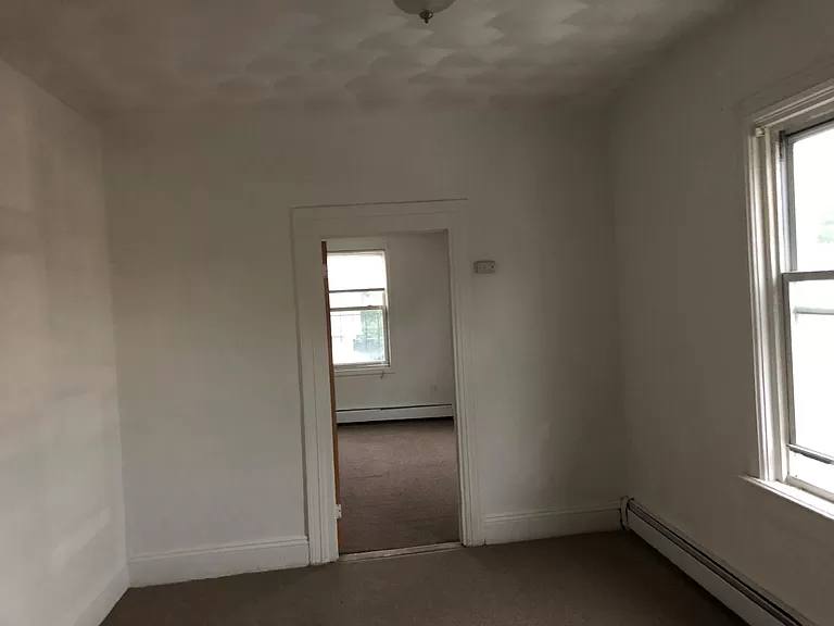 Apartment for rent at 635 Fall River Ave, Seekonk, MA 02771
