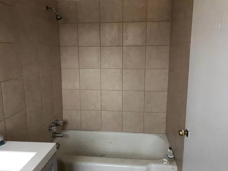 Apartment for rent at 635 Fall River Ave, Seekonk, MA 02771