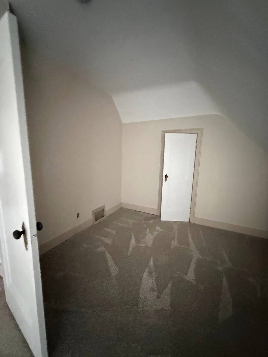 Apartment for rent at 418 Waukazoo Ave #5, Petoskey, MI 49770