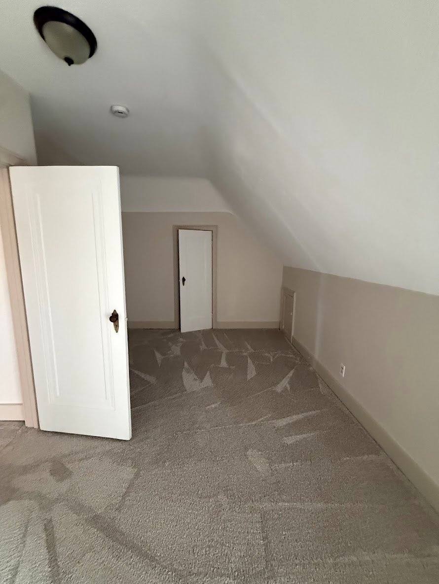 Apartment for rent at 418 Waukazoo Ave #5, Petoskey, MI 49770
