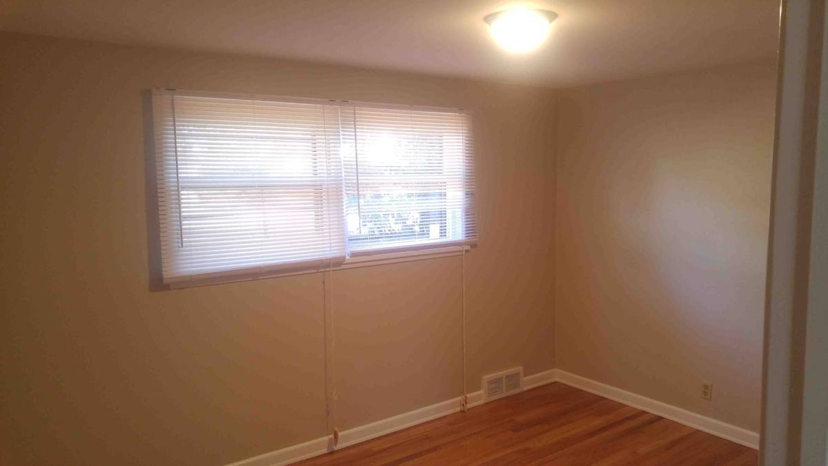 House for rent at 14807 5th Ave NE, Seattle, WA 98155