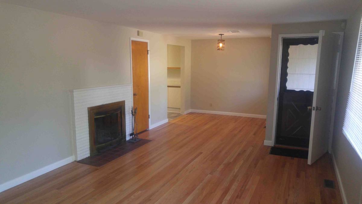House for rent at 14807 5th Ave NE, Seattle, WA 98155