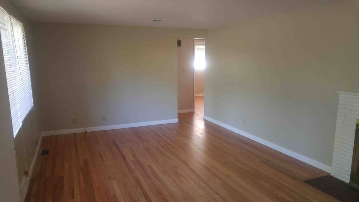 House for rent at 14807 5th Ave NE, Seattle, WA 98155