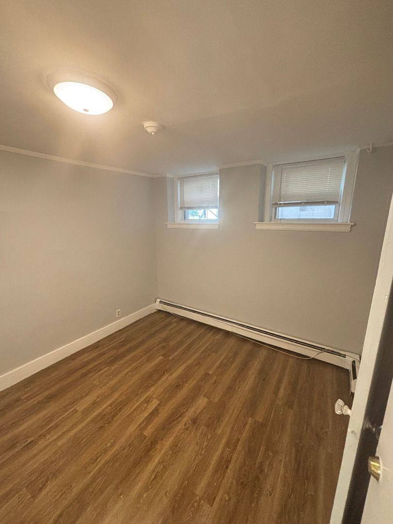 Apartment for rent at 109 Broad St #4B, Lynn, MA 01902