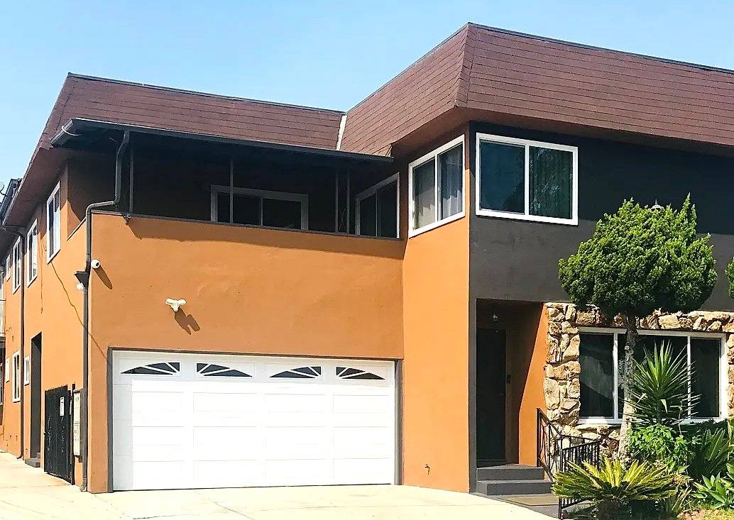 Apartment for rent at 317 E Hazel St #C, Inglewood, CA 90302