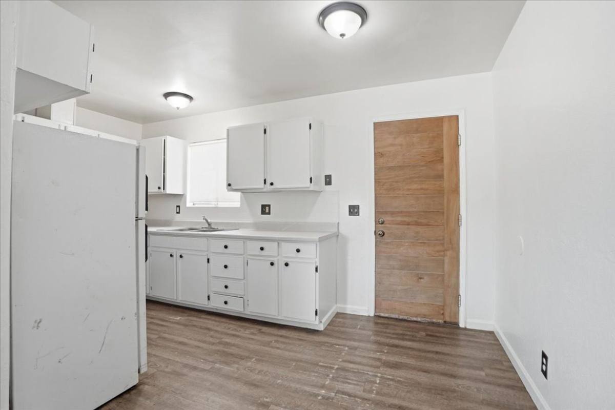 Townhouse for rent at 7458 7462 21st St, Sacramento, CA 95822