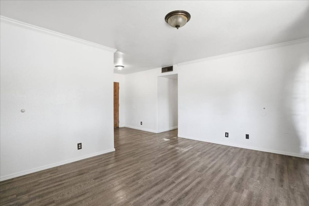 Townhouse for rent at 7458 7462 21st St, Sacramento, CA 95822