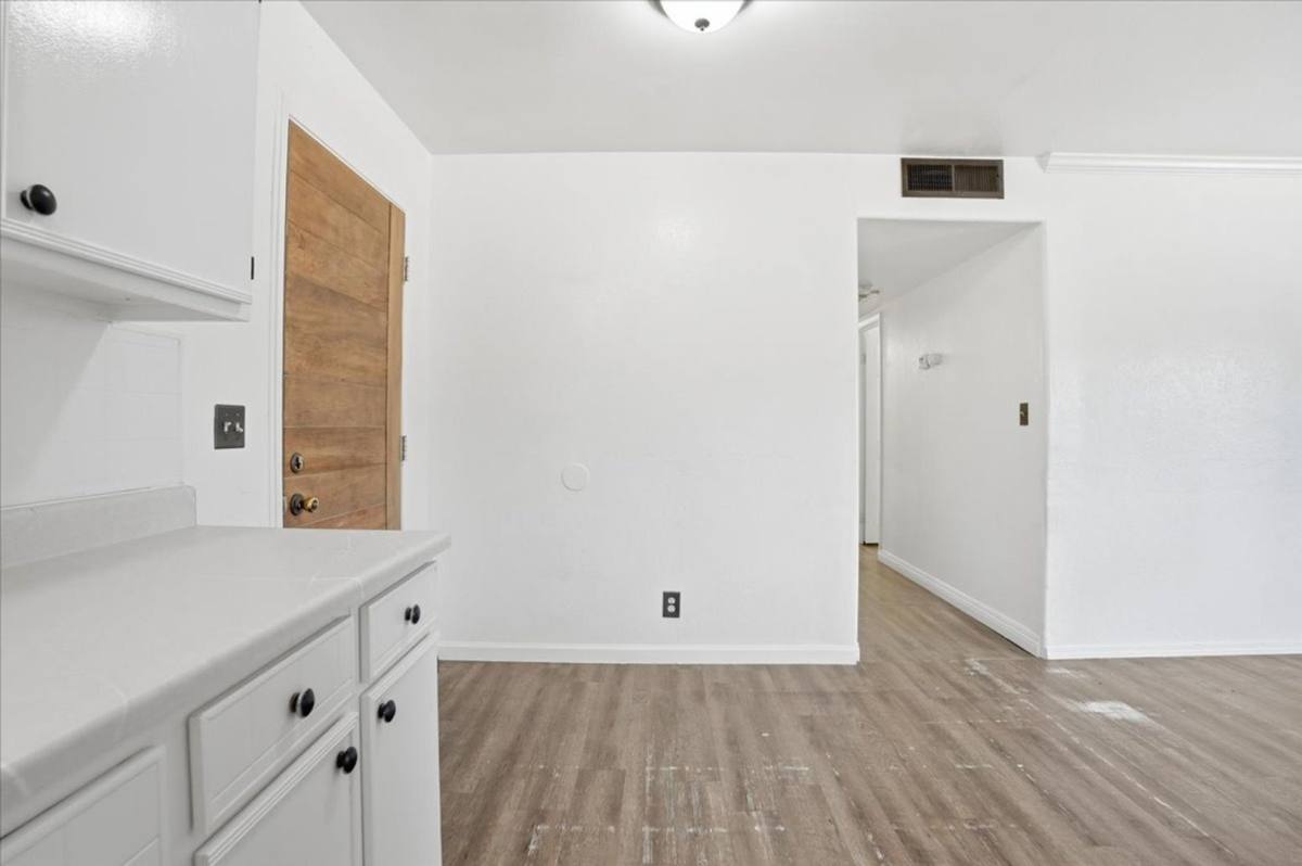 Townhouse for rent at 7458 7462 21st St, Sacramento, CA 95822