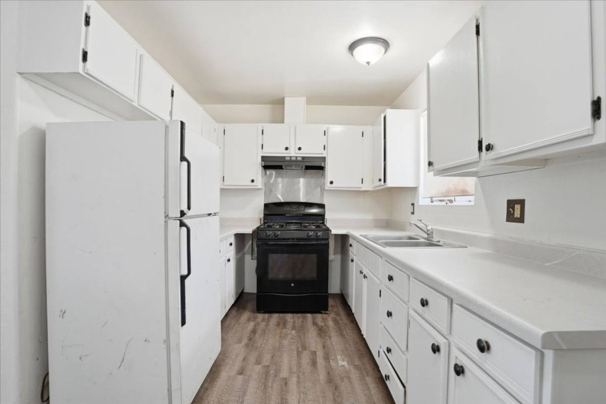 Townhouse for rent at 7458 7462 21st St, Sacramento, CA 95822