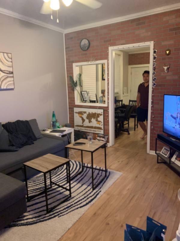 Apartment for rent at 1512 N Greenview Ave #1G, Chicago, IL 60642