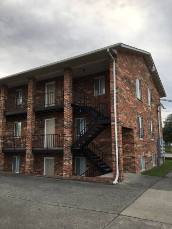 Apartment for rent at 2914 4th Ave, Huntington, WV 25702
