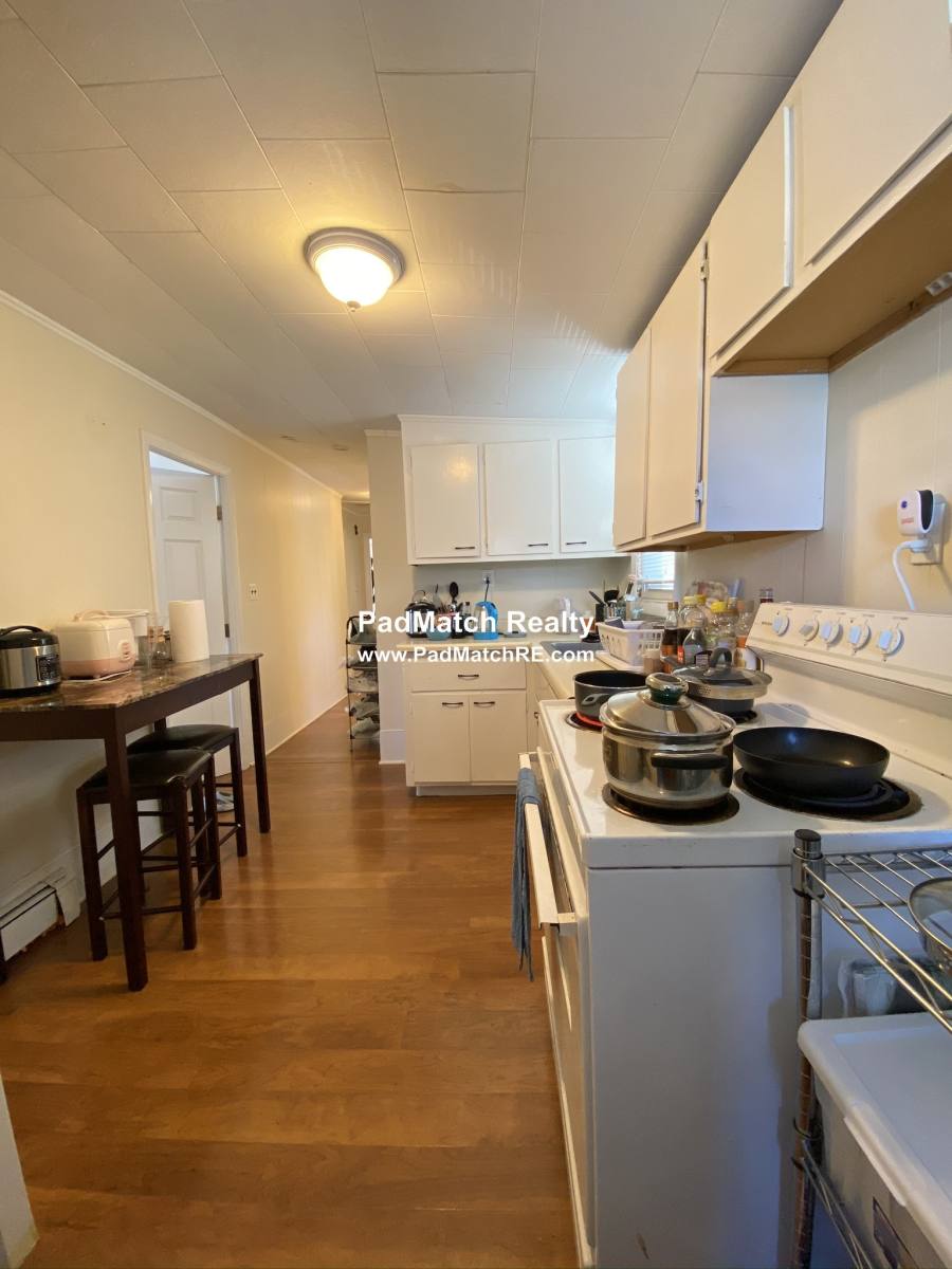 Apartment for rent at 49 Boylston St #3, Brookline, MA 02446