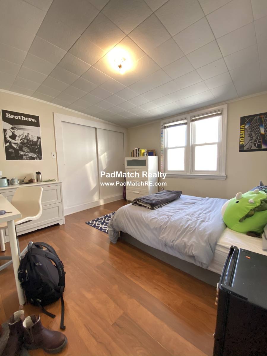 Apartment for rent at 49 Boylston St #3, Brookline, MA 02446