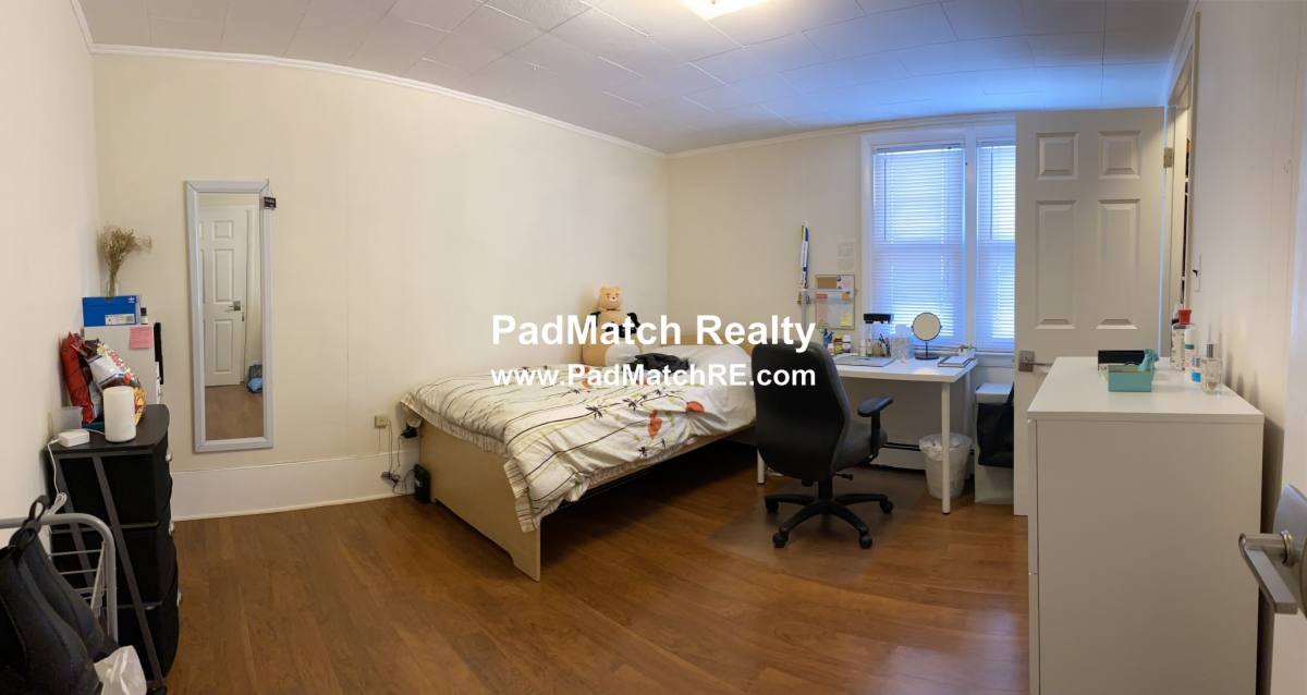 Apartment for rent at 49 Boylston St #3, Brookline, MA 02446