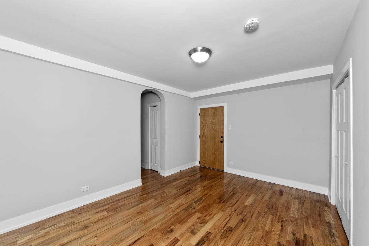 Apartment for rent at 550 W Arlington Place #606, Chicago, IL 60614