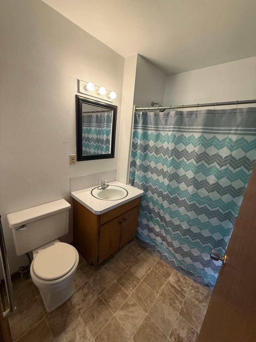 Apartment for rent at 501 W Main St, Royal, IA 51357