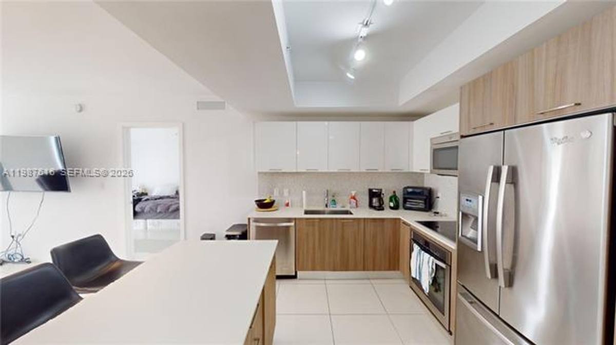 Apartment for rent at 5300 NW 85th Ave, Miami, FL 33166