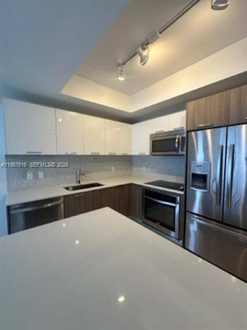 Apartment for rent at 5300 NW 85th Ave, Miami, FL 33166