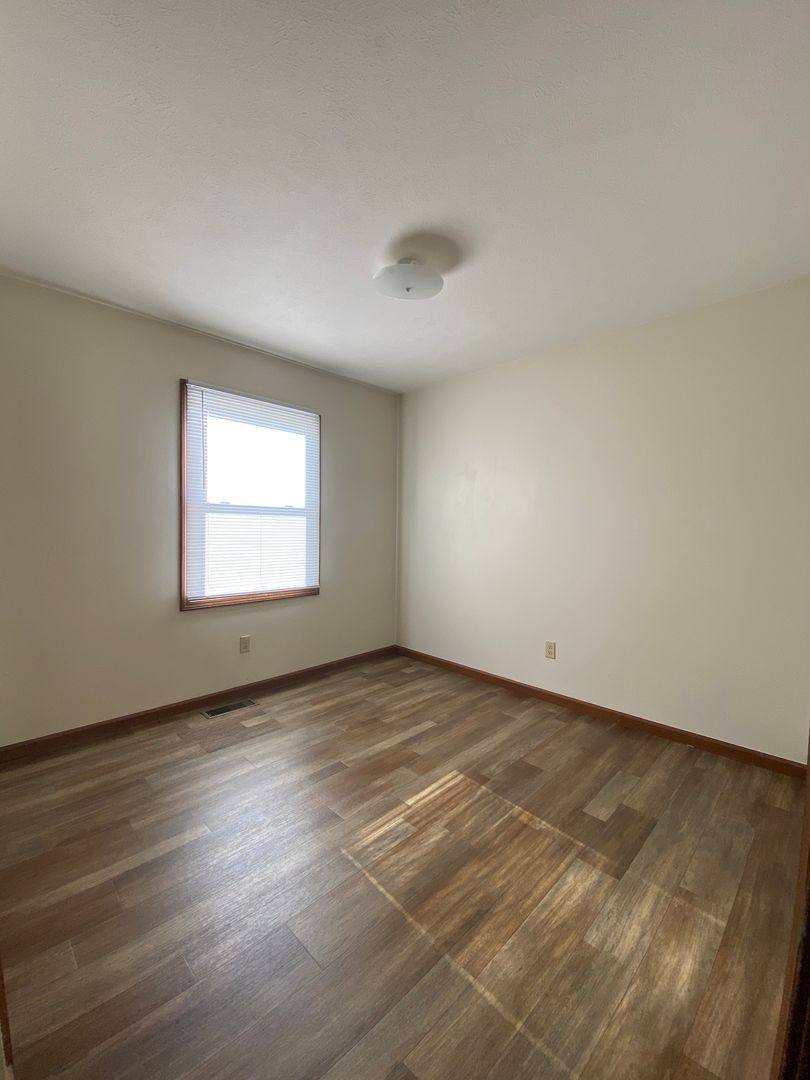 Apartment for rent at 120 S Silverwood Lane, Goshen, IN 46526