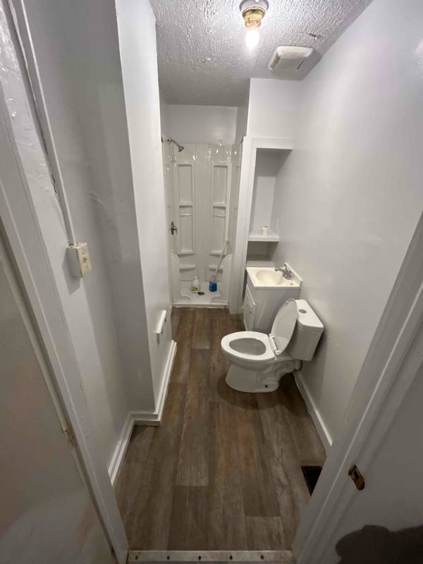 Apartment for rent at 45 1 2 Rodgers Ave #1, Columbus, OH 43222