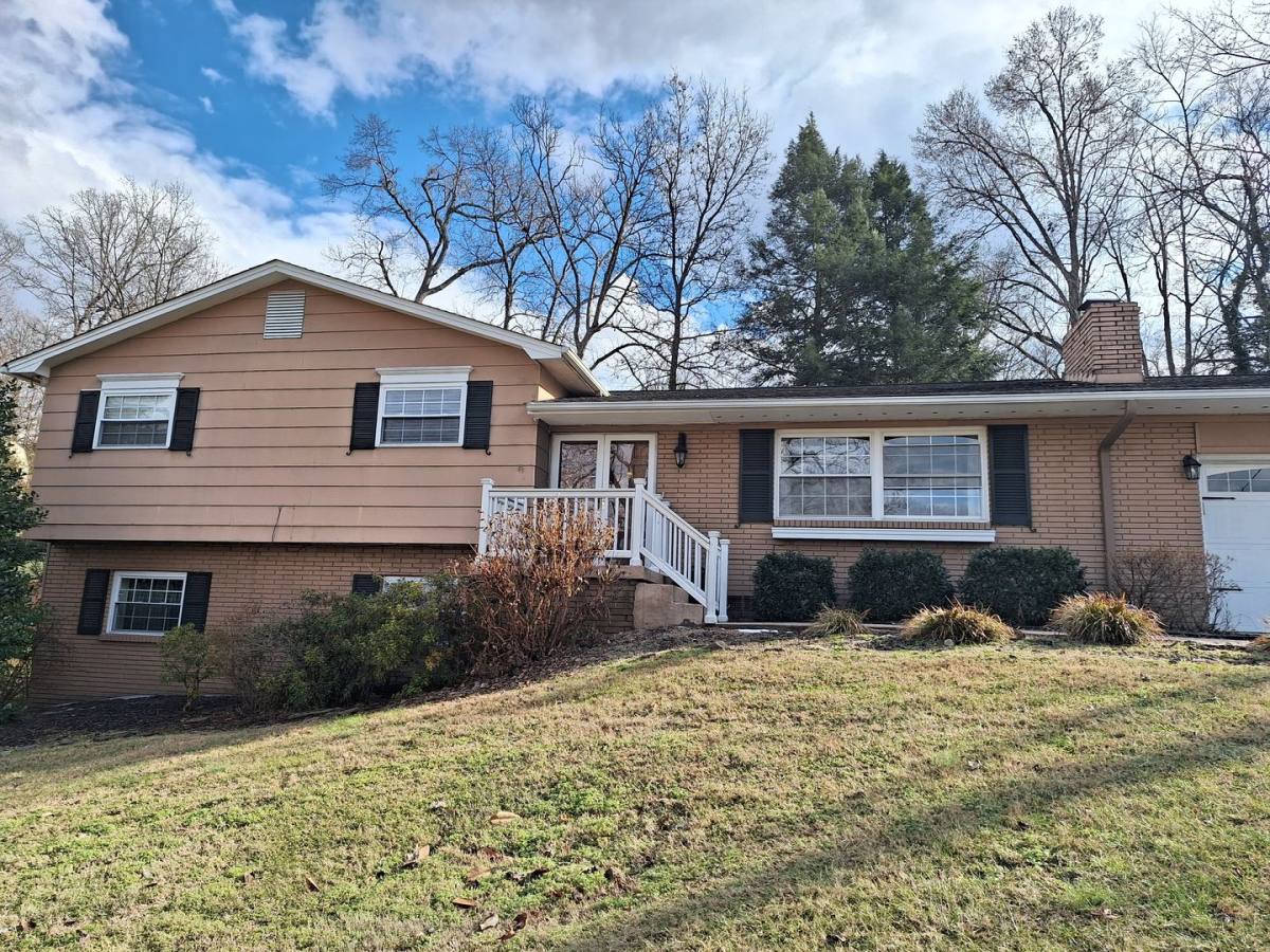 House for rent at 8714 Kingsridge Dr, Knoxville, TN 37923