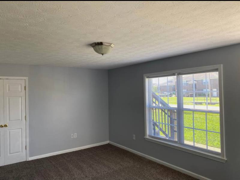 Apartment for rent at 106 Kenilworth Court, Radcliff, KY 40160