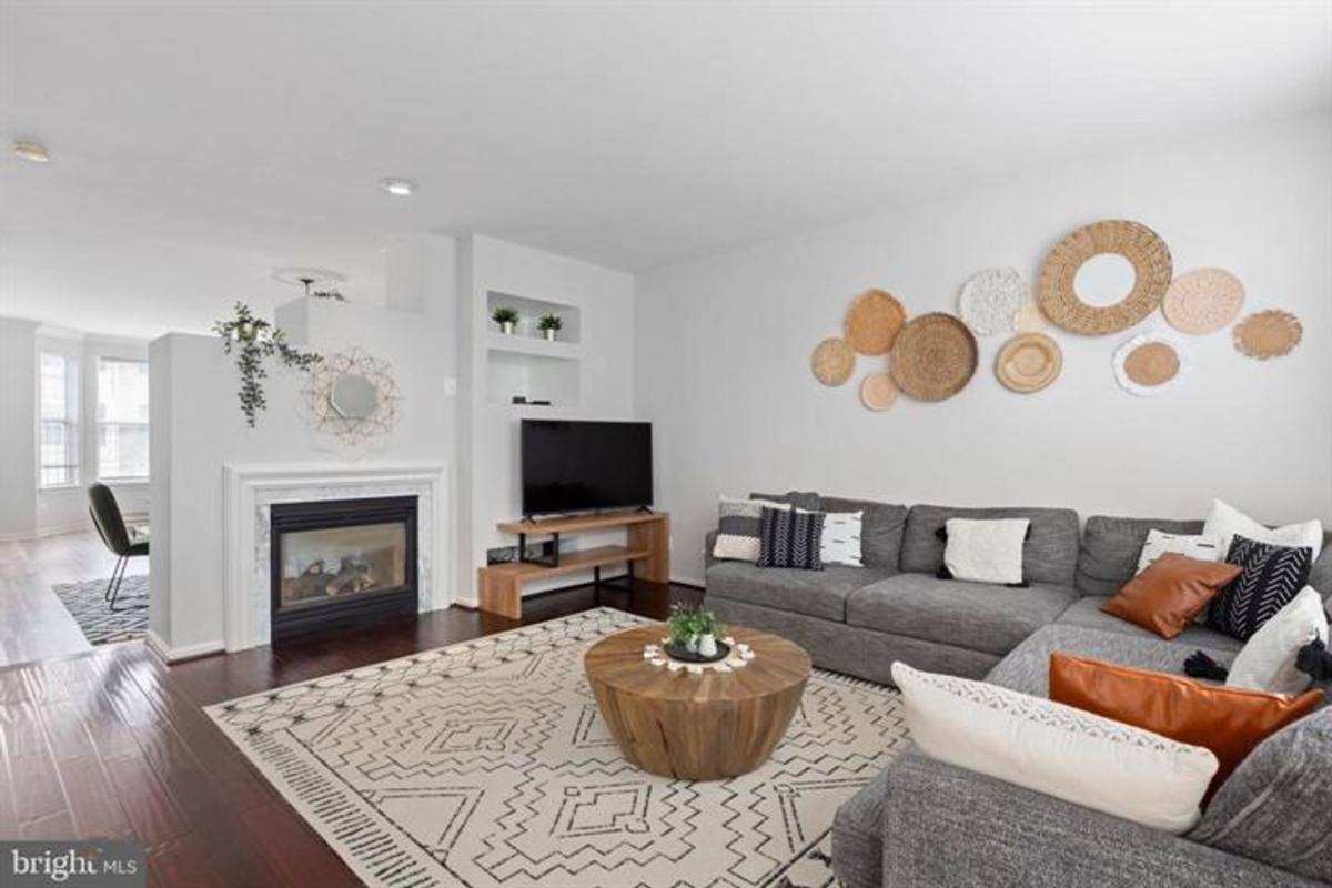 House for rent at 13340 Colchester Ferry Place, Woodbridge, VA 22191