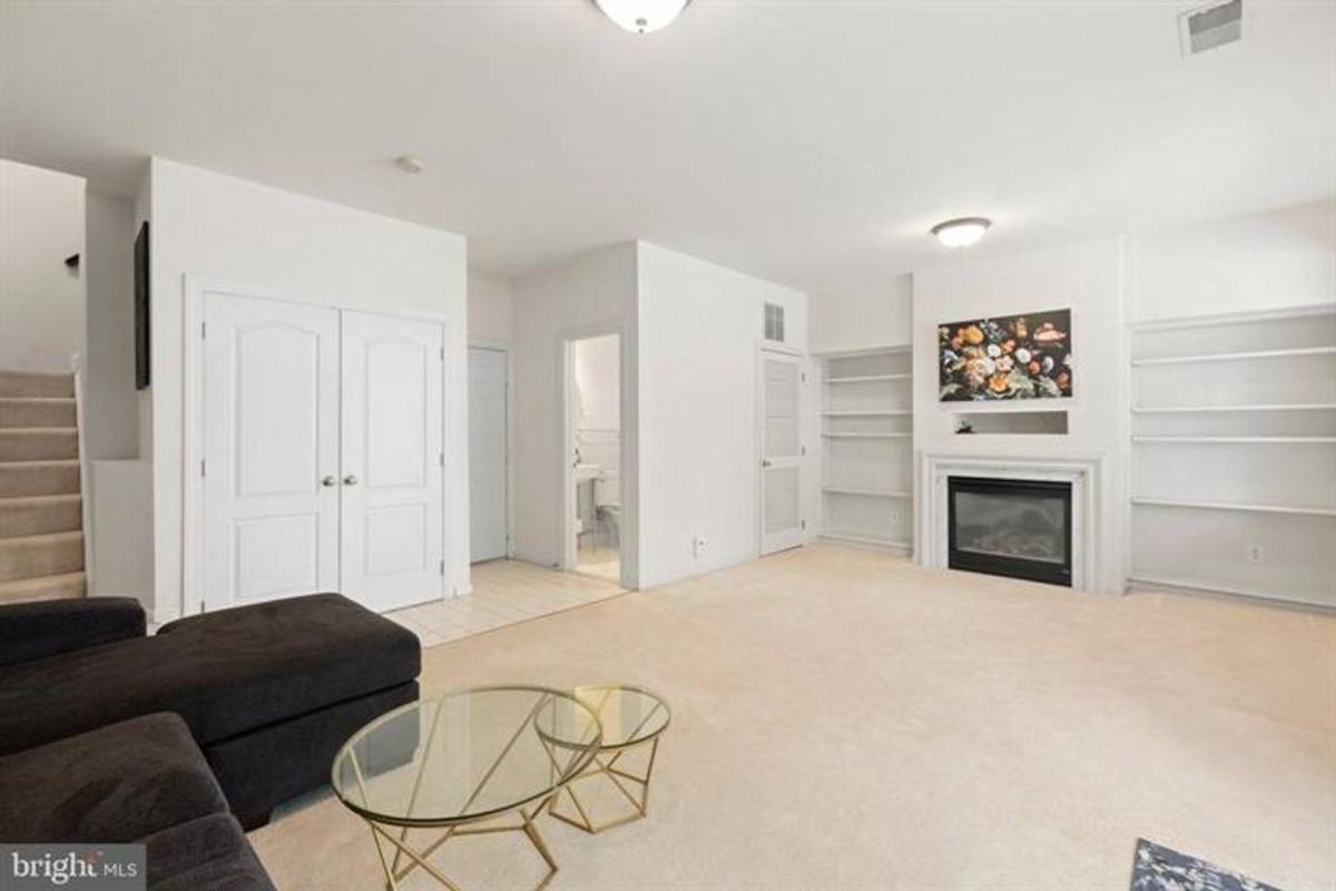 House for rent at 13340 Colchester Ferry Place, Woodbridge, VA 22191