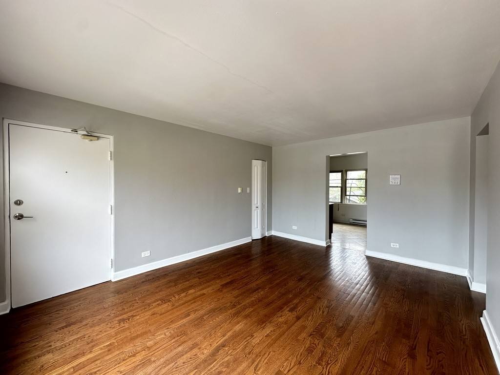 Apartment for rent at 76305 N Milwaukee, Niles, IL 60714