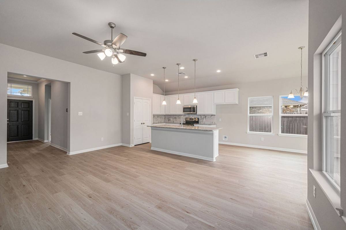 House for rent at 12983 Skyline Dr, Willis, TX 77318