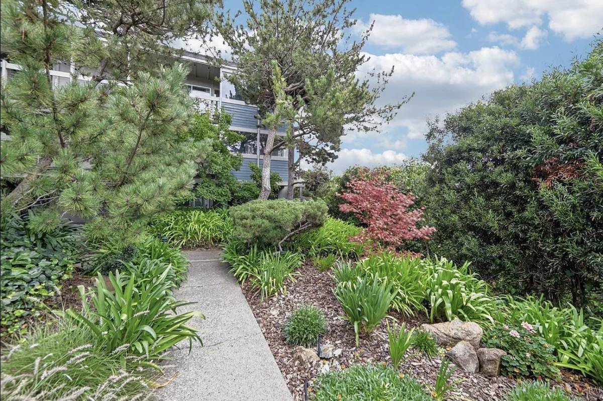 Condo for rent at 290 Via Casitas #206, Greenbrae, CA 94904