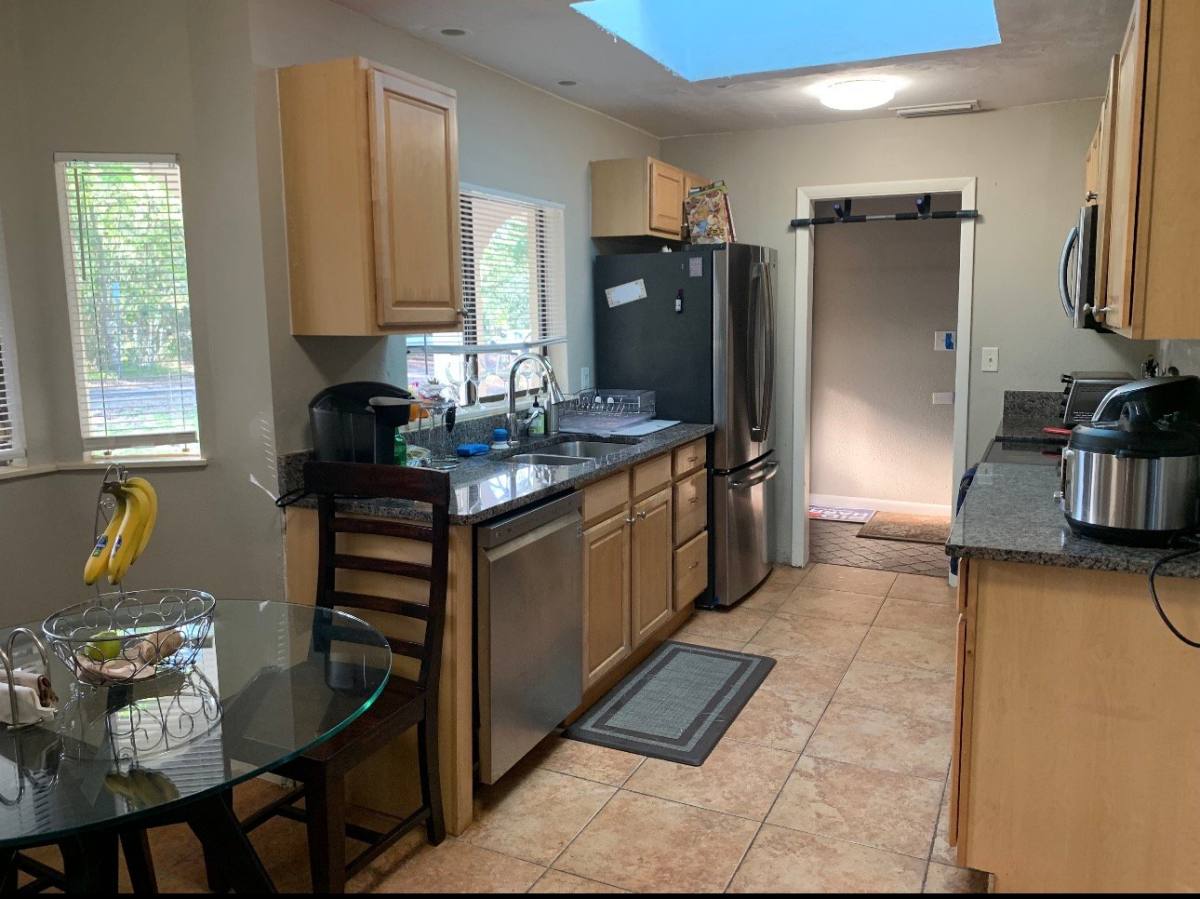 House for rent at 745 NW 18th St #B, Gainesville, FL 32603