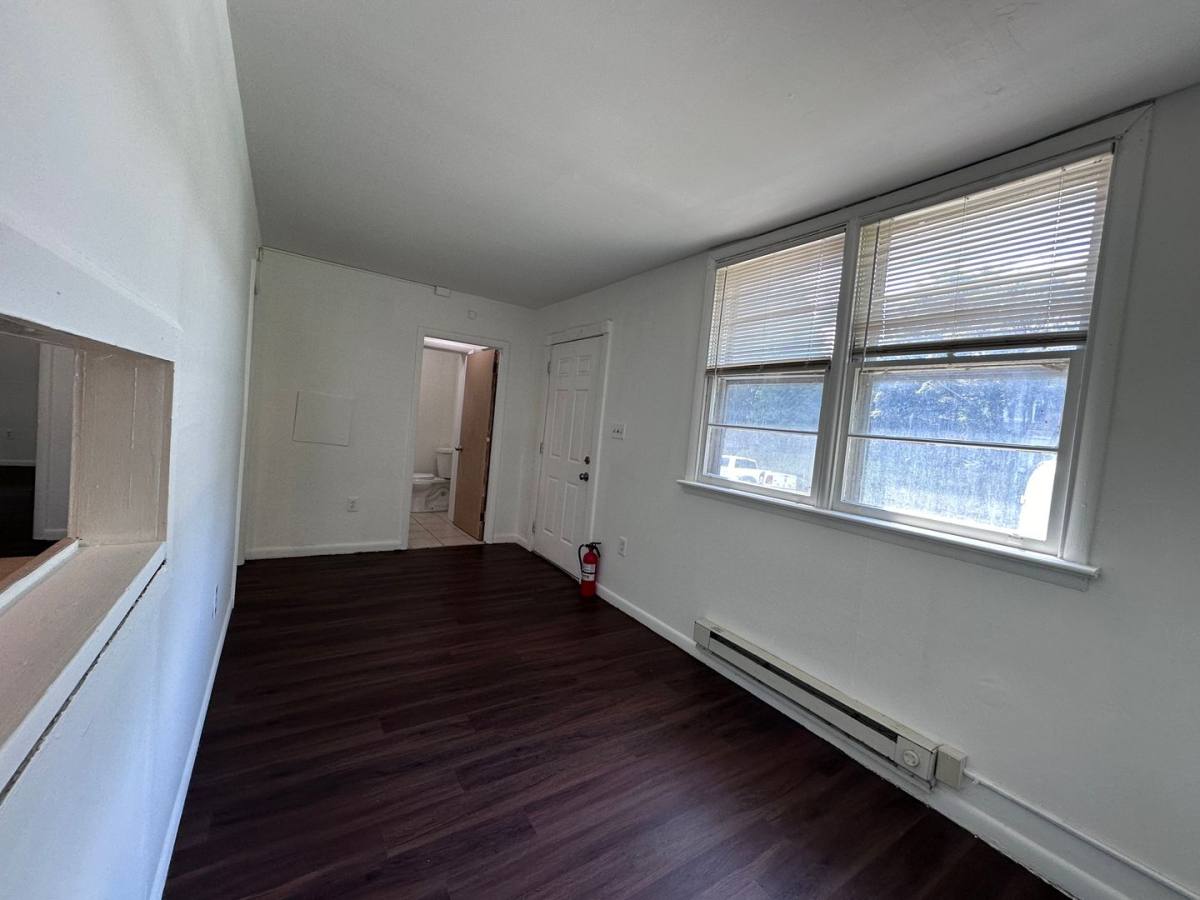 Apartment for rent at 1029 W Main St, Norristown, PA 19401
