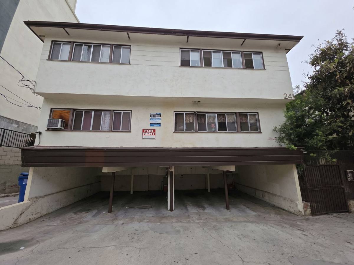 Apartment for rent at 241 S Westlake Ave, Los Angeles, CA 90057