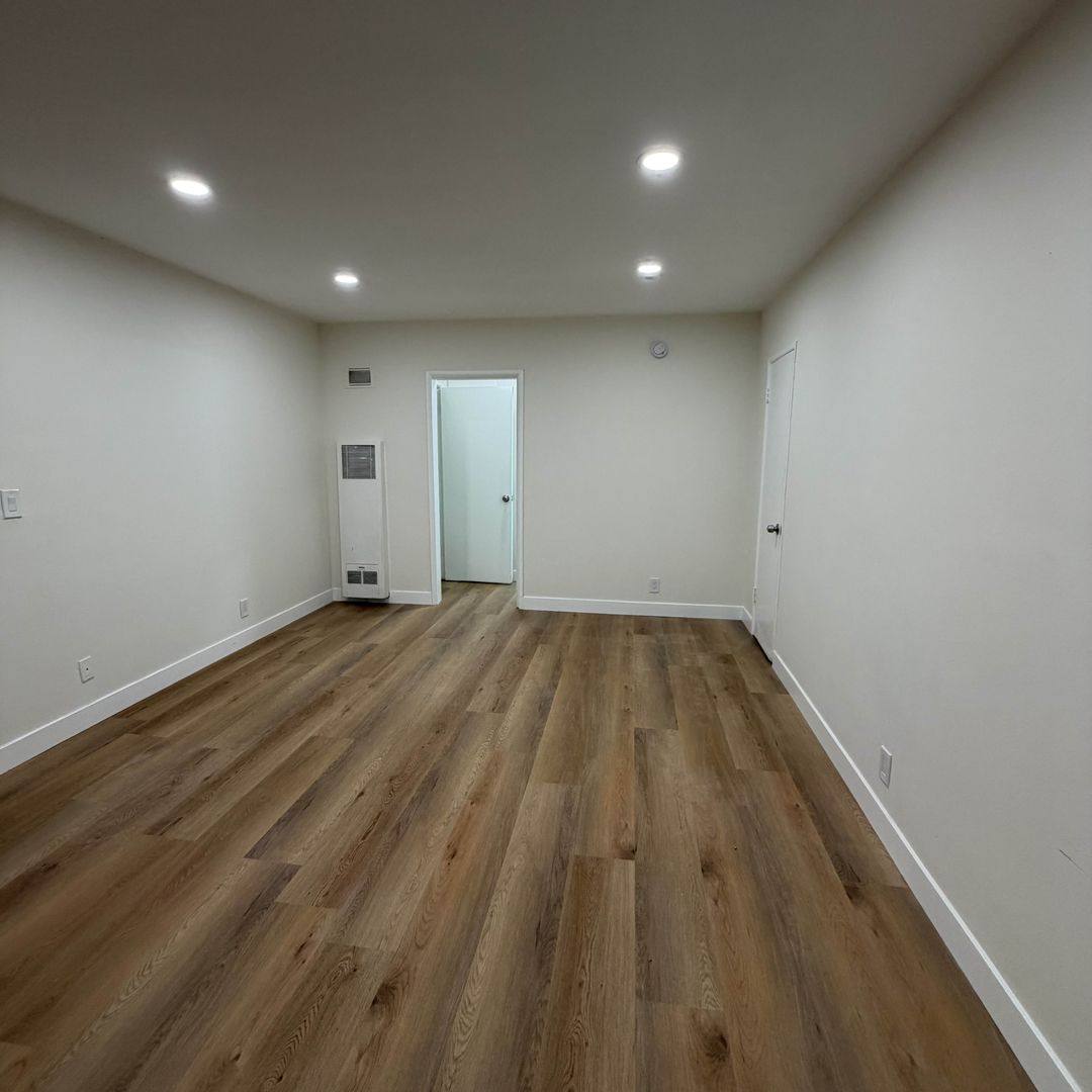 Apartment for rent at 241 S Westlake Ave, Los Angeles, CA 90057