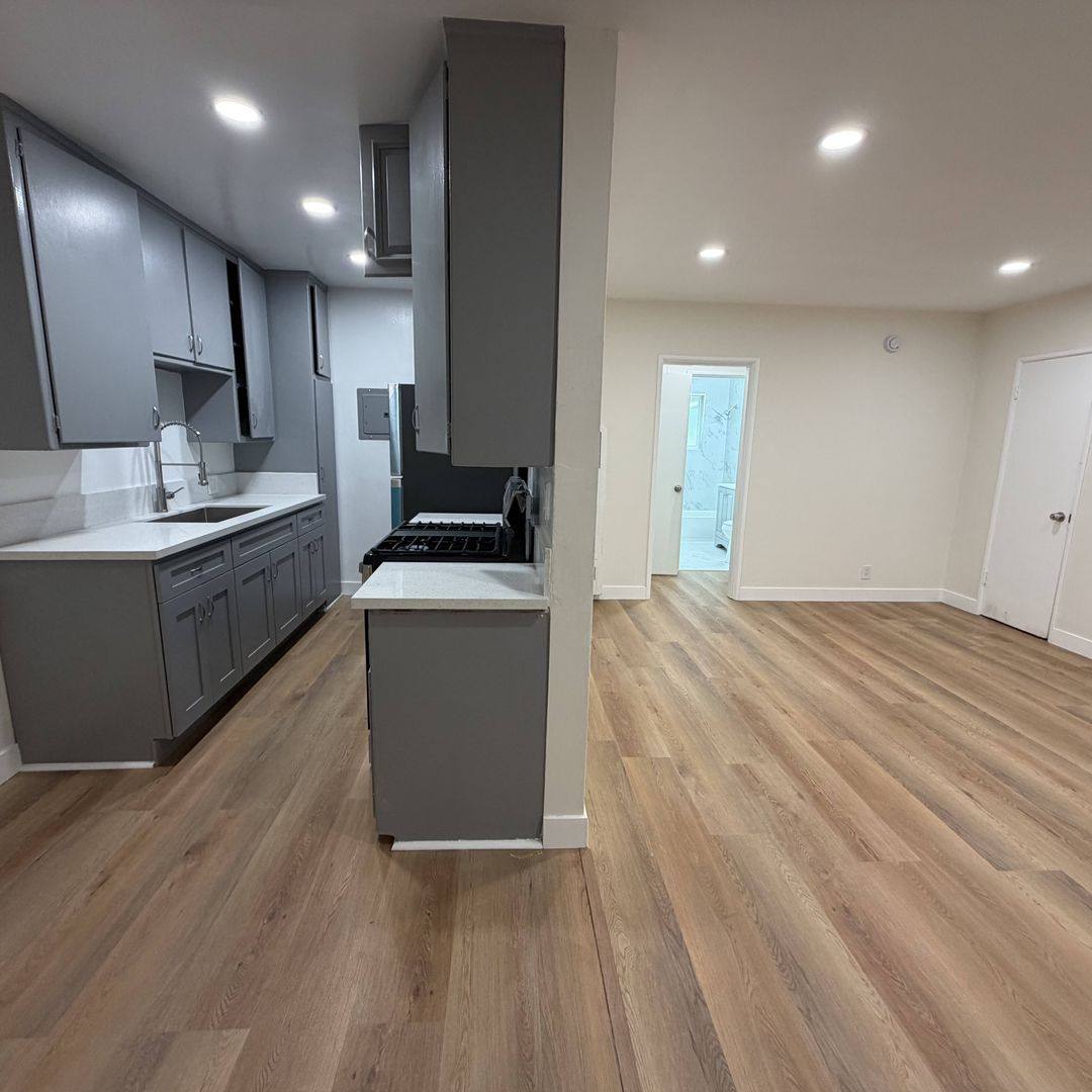 Apartment for rent at 241 S Westlake Ave, Los Angeles, CA 90057