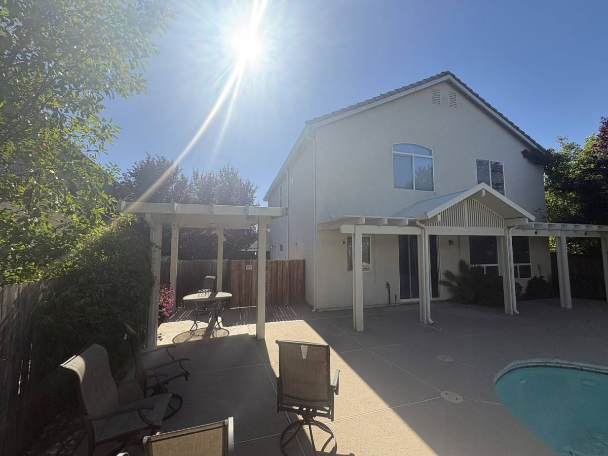 House for rent at 9745 W Taron Dr, Elk Grove, CA 95757