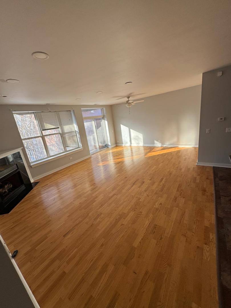 Condo for rent at 2257 W Lake St #203, Chicago, IL 60612