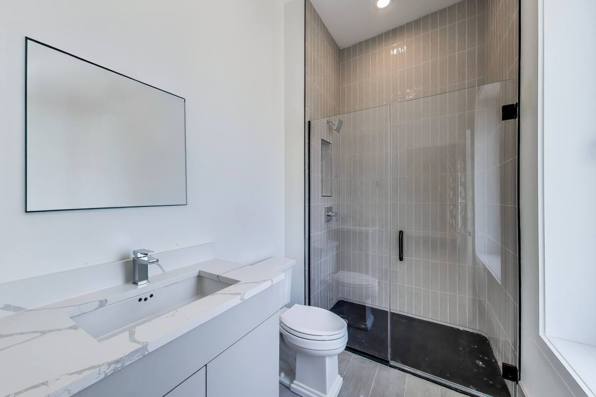 Apartment for rent at 2023 N Drake Ave #3S, Chicago, IL 60647