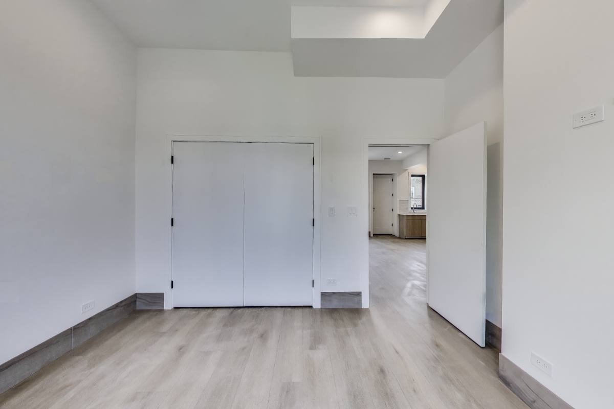 Apartment for rent at 2023 N Drake Ave #3S, Chicago, IL 60647