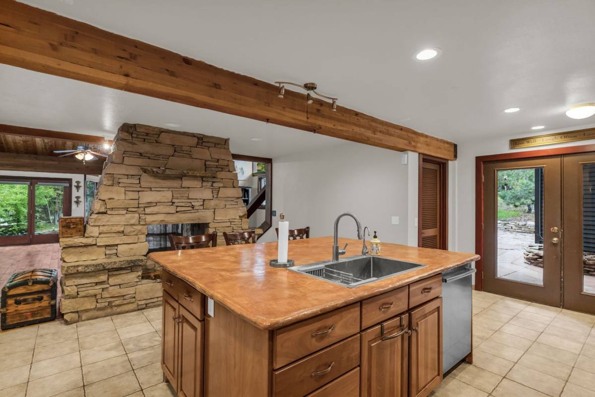 House for rent at 4 Hidden Splendor Court, Park City, UT 84060