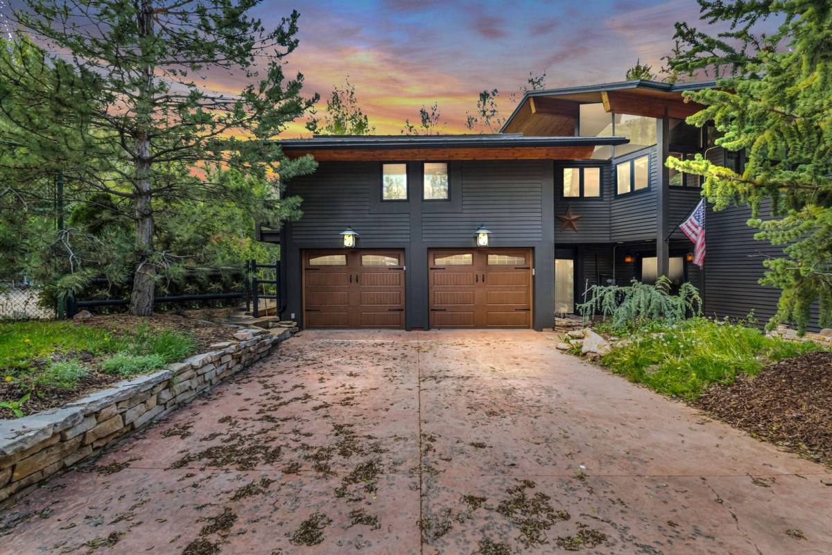 House for rent at 4 Hidden Splendor Court, Park City, UT 84060