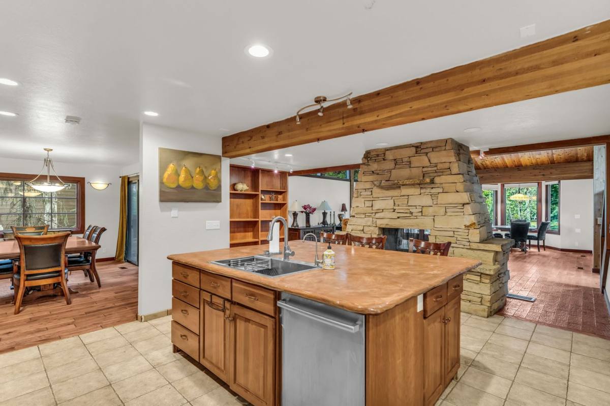 House for rent at 4 Hidden Splendor Court, Park City, UT 84060