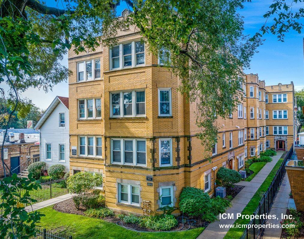 Apartment for rent at 4808 N Paulina #1, Chicago, IL 60640