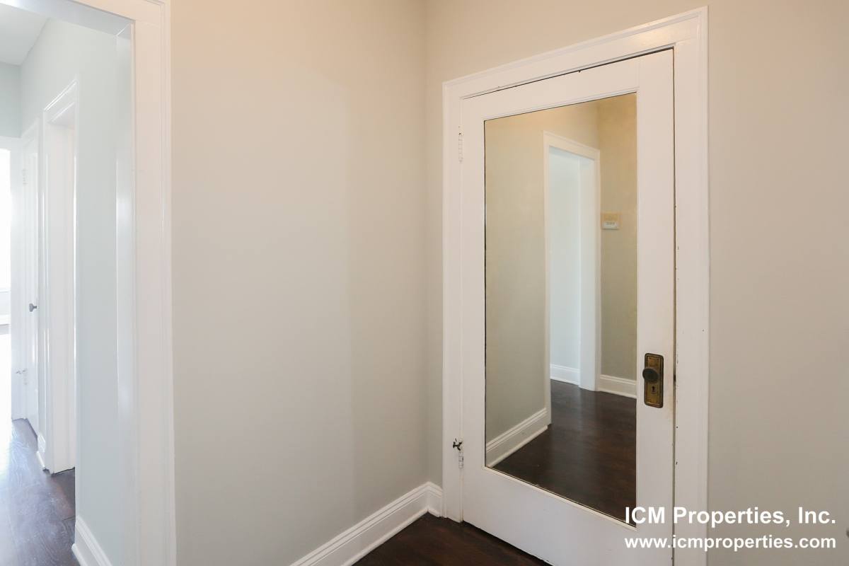 Apartment for rent at 4808 N Paulina #1, Chicago, IL 60640