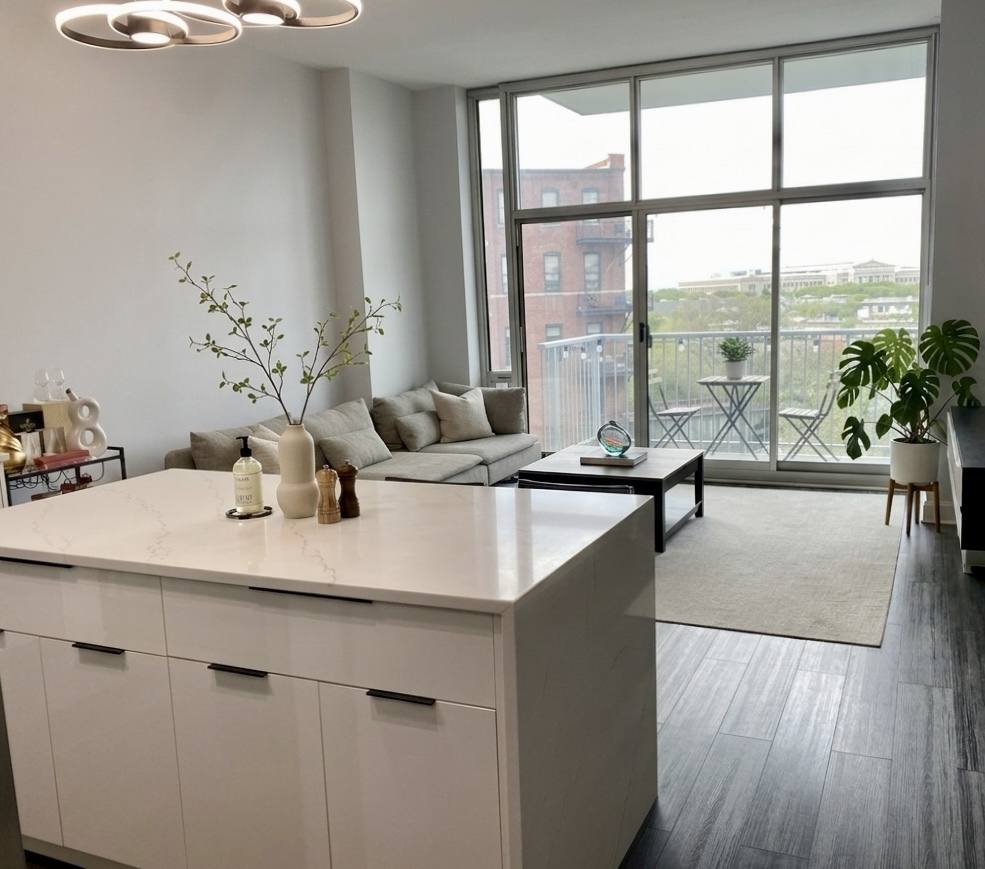 Apartment for rent at 1600 S Indiana Ave #605, Chicago, IL 60616