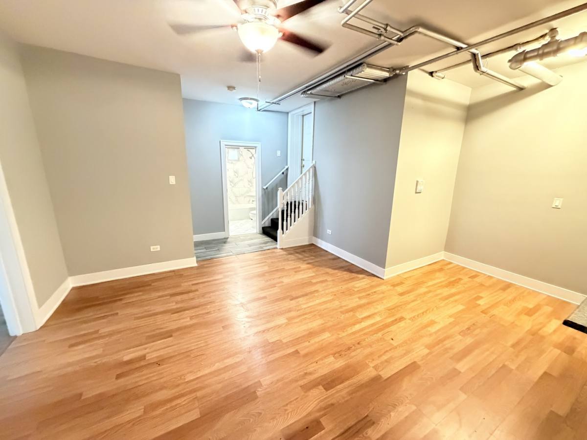 Apartment for rent at 3155 W Augusta Blvd #G, Chicago, IL 60622